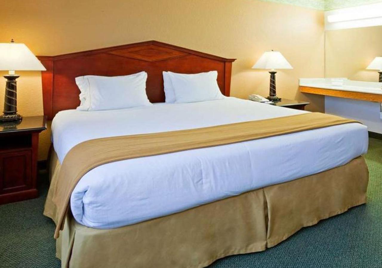 Norwood Inn & Suites Eagan St Paul & Mall Of America Exteriér fotografie
